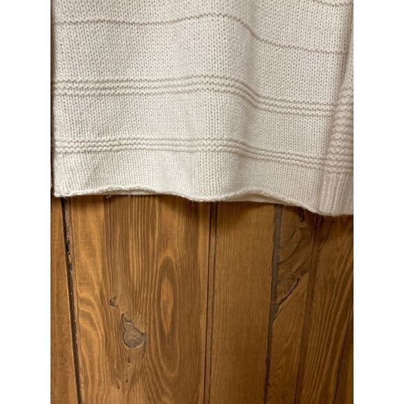 Velvet by Graham & Spencer Cozy Wool Blend Cottagecore Fisherman Sweater Size S - Picture 5 of 11